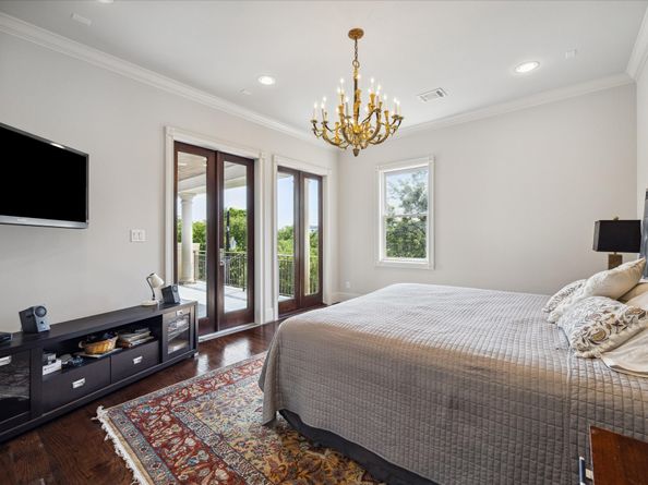 2247 Bartlett Street, Houston TX 77098