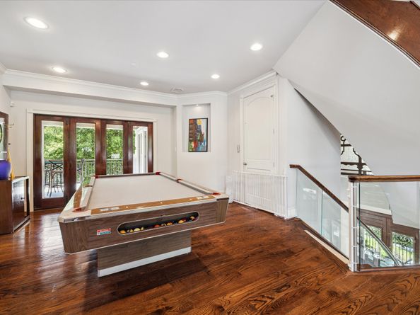 2247 Bartlett Street, Houston TX 77098