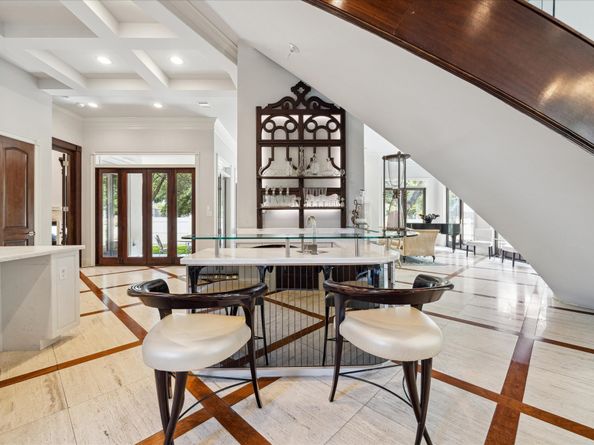 2247 Bartlett Street, Houston TX 77098