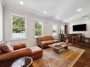 2247 Bartlett Street, Houston TX 77098