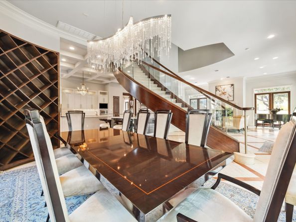 2247 Bartlett Street, Houston TX 77098