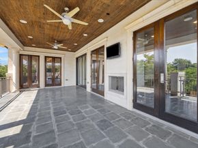 2247 Bartlett Street, Houston TX 77098