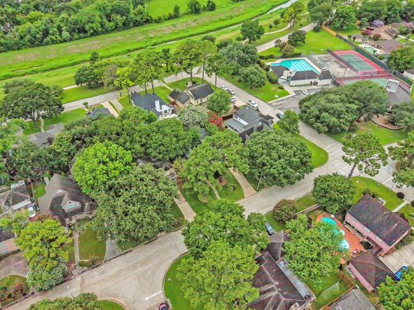 11423 Canyon Trail Drive, Houston TX 77066