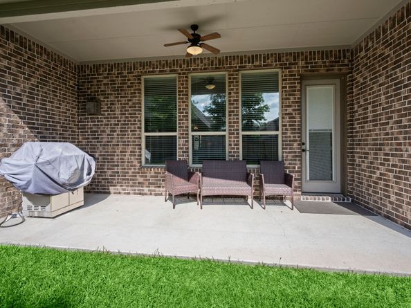 18806 Maple Hills Court, New Caney TX 77357