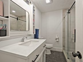 826 Rosewick Street, Houston TX 77015