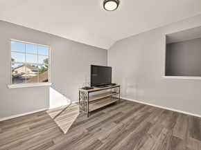 13135 Grassy Briar Lane, Houston TX 77085