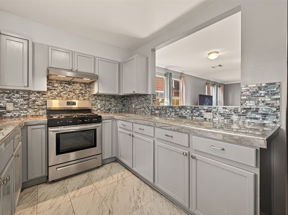 13135 Grassy Briar Lane, Houston TX 77085