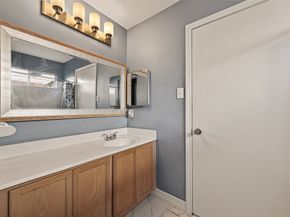 13135 Grassy Briar Lane, Houston TX 77085