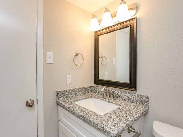 4040 San Felipe Street 270, Houston TX 77027