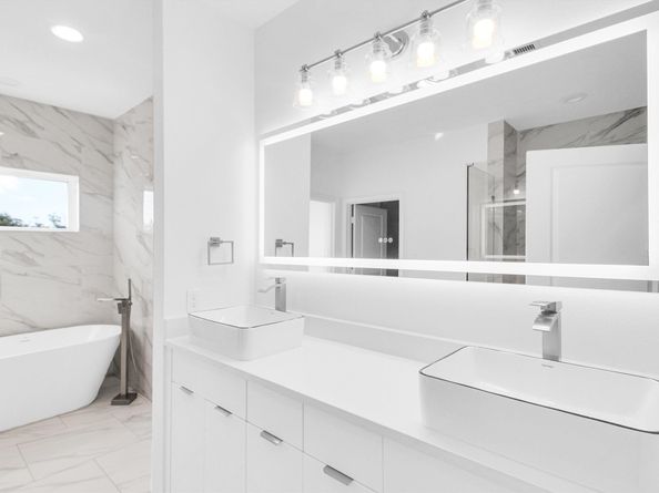 5325 Rue Street, Houston TX 77033