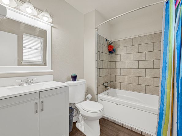 502 Kenwood Lane, Houston TX 77013