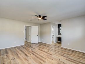 1147 Country Place Drive, Houston TX 77079