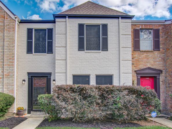 1147 Country Place Drive, Houston TX 77079