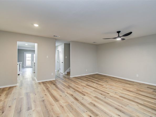 1147 Country Place Drive, Houston TX 77079