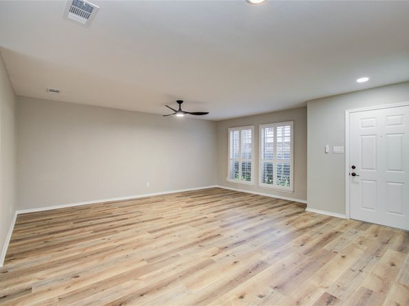 1147 Country Place Drive, Houston TX 77079