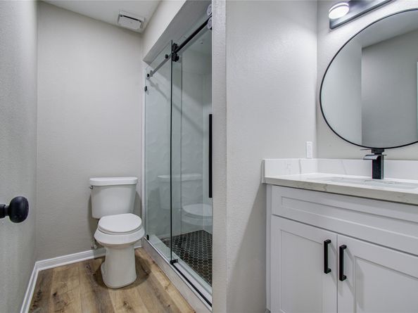 1147 Country Place Drive, Houston TX 77079