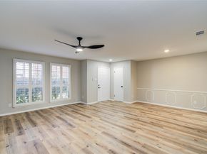 1147 Country Place Drive, Houston TX 77079