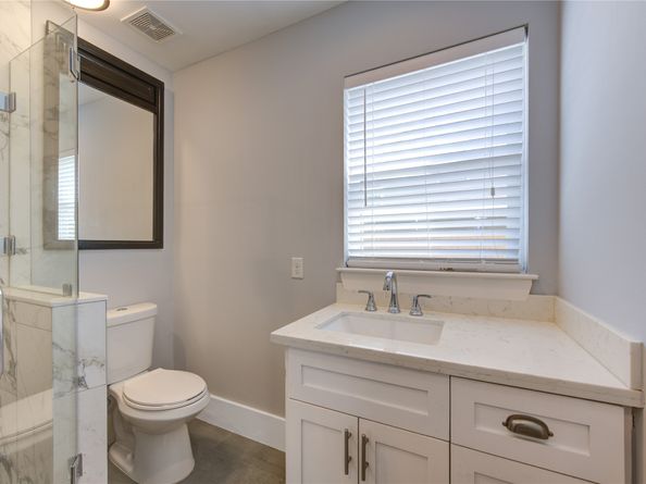 2401 Eagle Street, Houston TX 77004