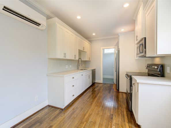 2401 Eagle Street, Houston TX 77004