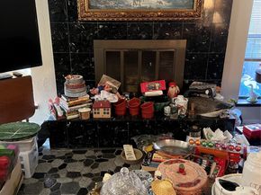 13902 Hollowgreen Drive 27, Houston TX 77082