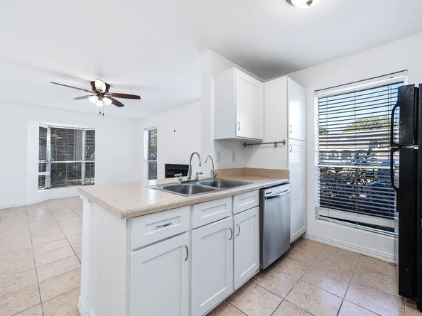 3900 Woodchase Dr Drive 137, Houston TX 77042