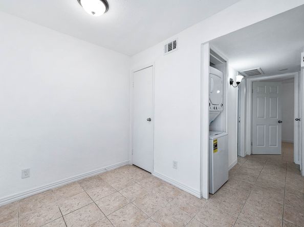 3900 Woodchase Dr Drive 137, Houston TX 77042