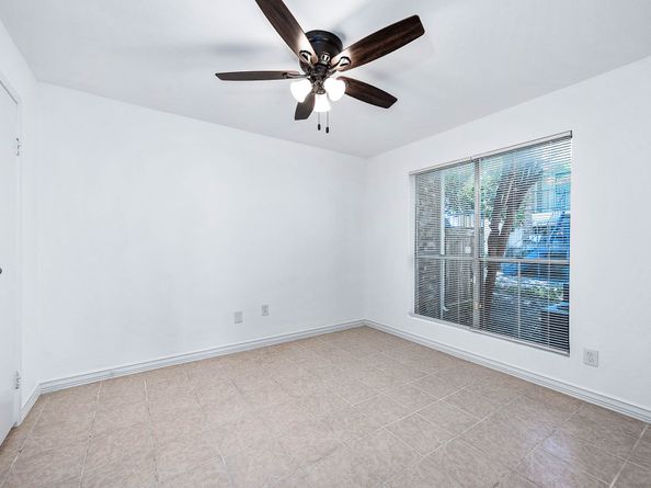 3900 Woodchase Dr Drive 137, Houston TX 77042