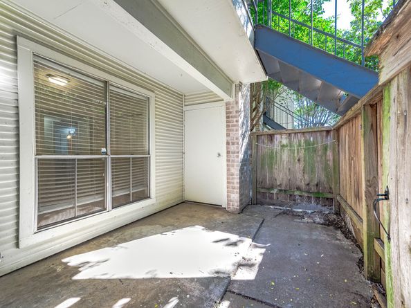 3900 Woodchase Dr Drive 137, Houston TX 77042