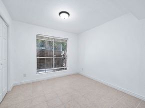 3900 Woodchase Dr Drive 137, Houston TX 77042