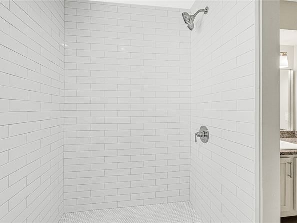 7 S Cypress Pine Drive, Spring TX 77381