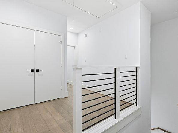 2210 Berry Street, Houston TX 77004