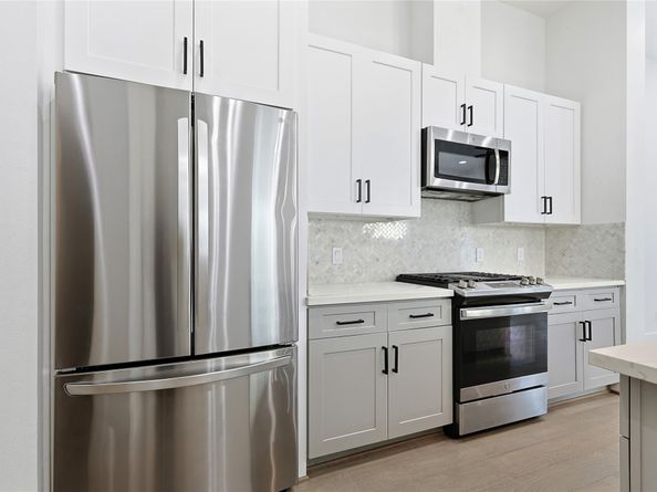 2210 Berry Street, Houston TX 77004