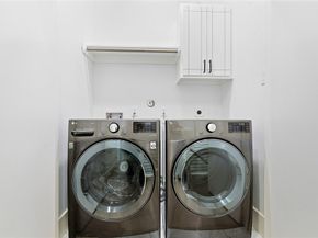 2210 Berry Street, Houston TX 77004