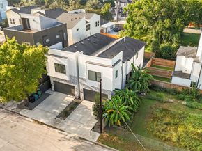 2210 Berry Street, Houston TX 77004