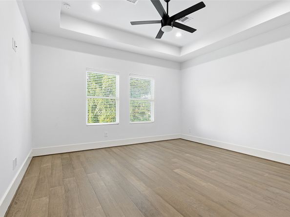 2210 Berry Street, Houston TX 77004