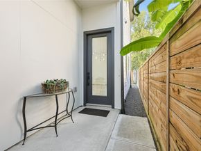 2210 Berry Street, Houston TX 77004