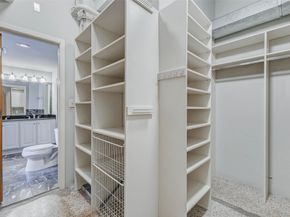 711 Main Street 505, Houston TX 77002