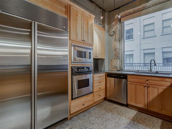 711 Main Street 505, Houston TX 77002