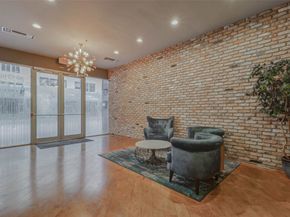 711 Main Street 505, Houston TX 77002