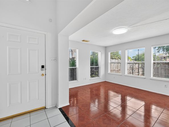 8366 Golf Green Circle, Houston TX 77036