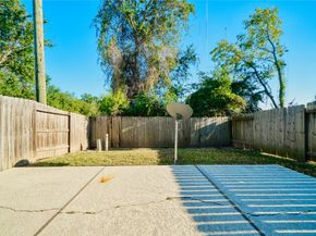 2831 Hackamore Hollow Lane, Houston TX 77014