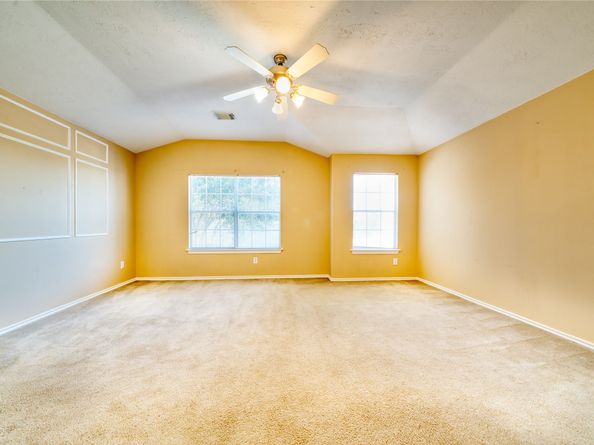 2831 Hackamore Hollow Lane, Houston TX 77014