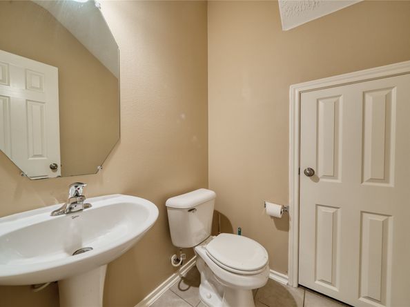 2831 Hackamore Hollow Lane, Houston TX 77014