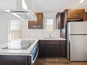 3810 Rawley Street, Houston TX 77020