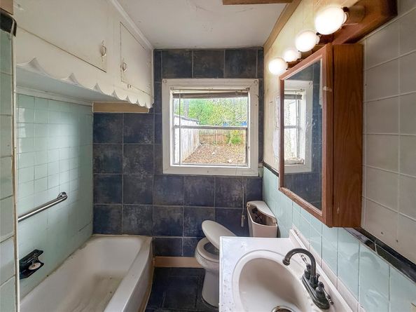 6832 Goforth Street, Houston TX 77021