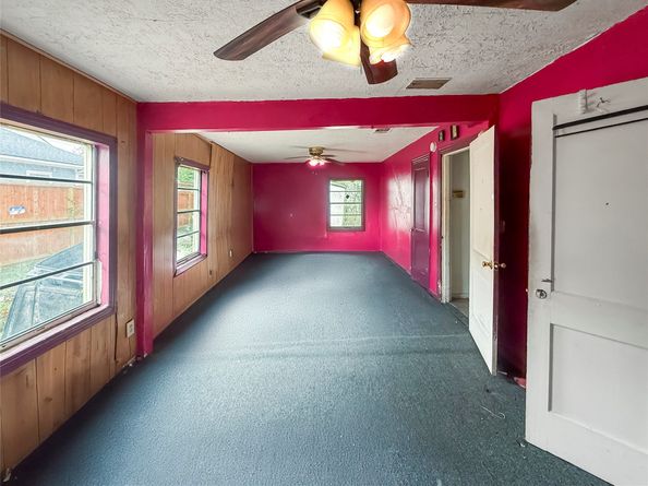 6832 Goforth Street, Houston TX 77021