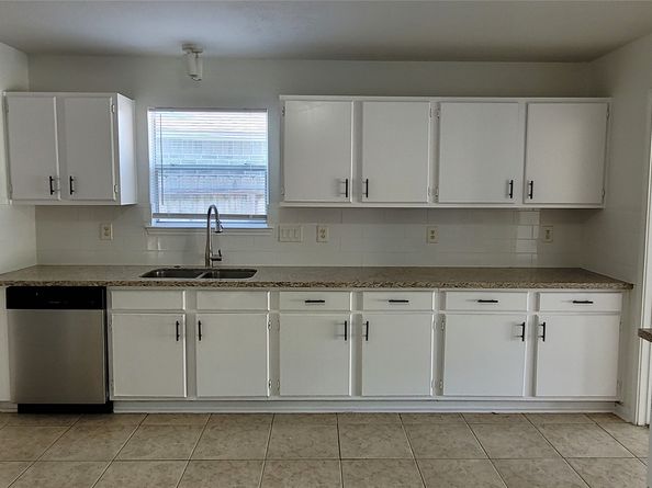 4603 Breckenridge Drive, Houston TX 77066