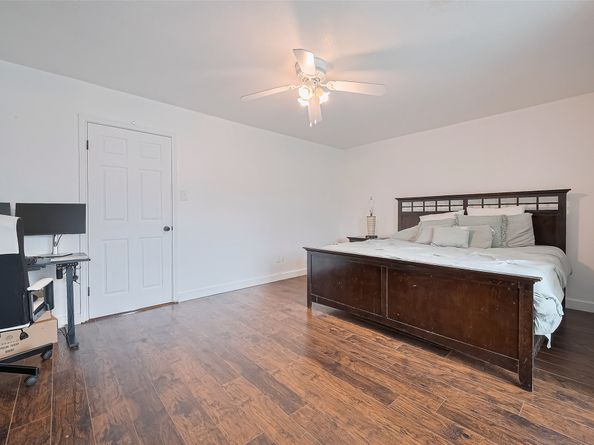 10174 Beekman Place Drive, Houston TX 77043