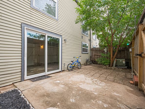 10174 Beekman Place Drive, Houston TX 77043