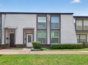 10174 Beekman Place Drive, Houston TX 77043